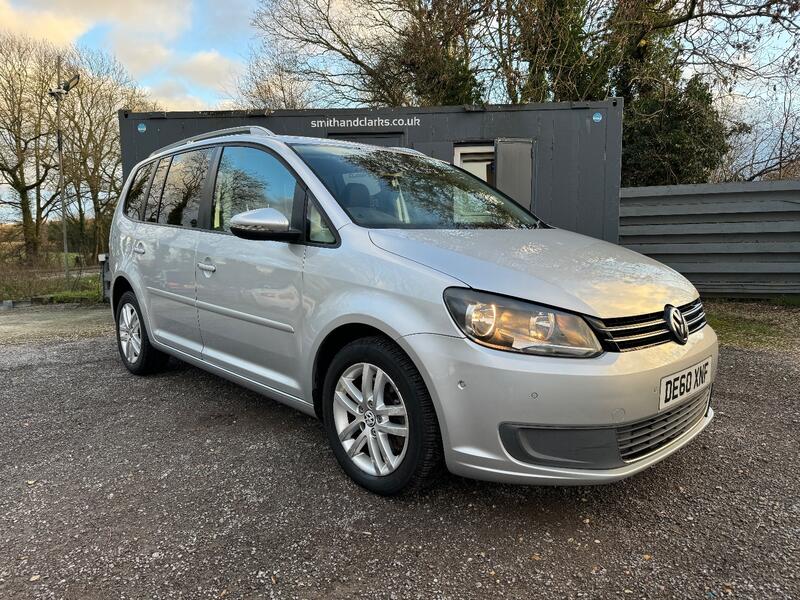 SOLD - Used VOLKSWAGEN TOURAN 2010 Silver in Andover, Hampshire | Smith ...