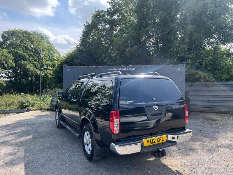 NISSAN NAVARA