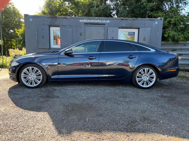 JAGUAR XJ