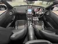 NISSAN 370Z