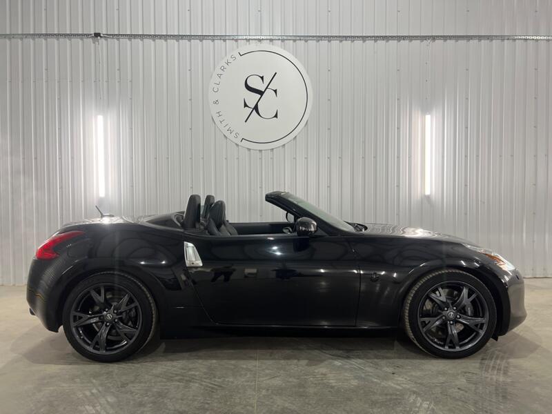 NISSAN 370Z