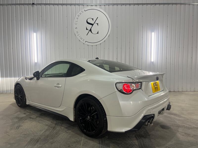 TOYOTA GT86