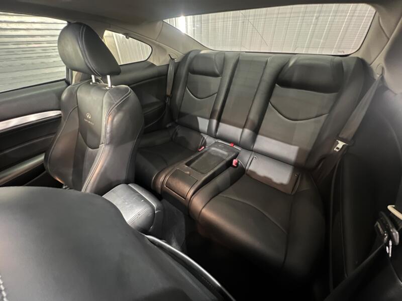 INFINITI Q60