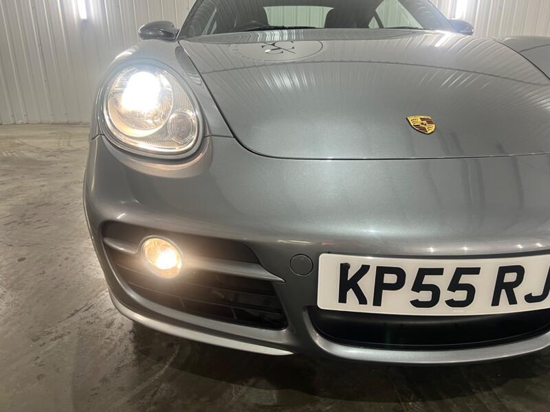 PORSCHE CAYMAN