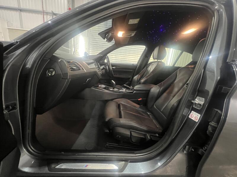 BMW 1 SERIES
