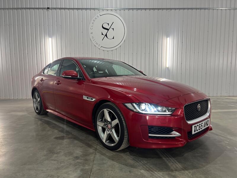 JAGUAR XE