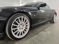 ASTON MARTIN DB9