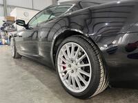 ASTON MARTIN DB9