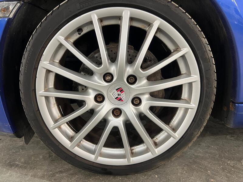 PORSCHE BOXSTER