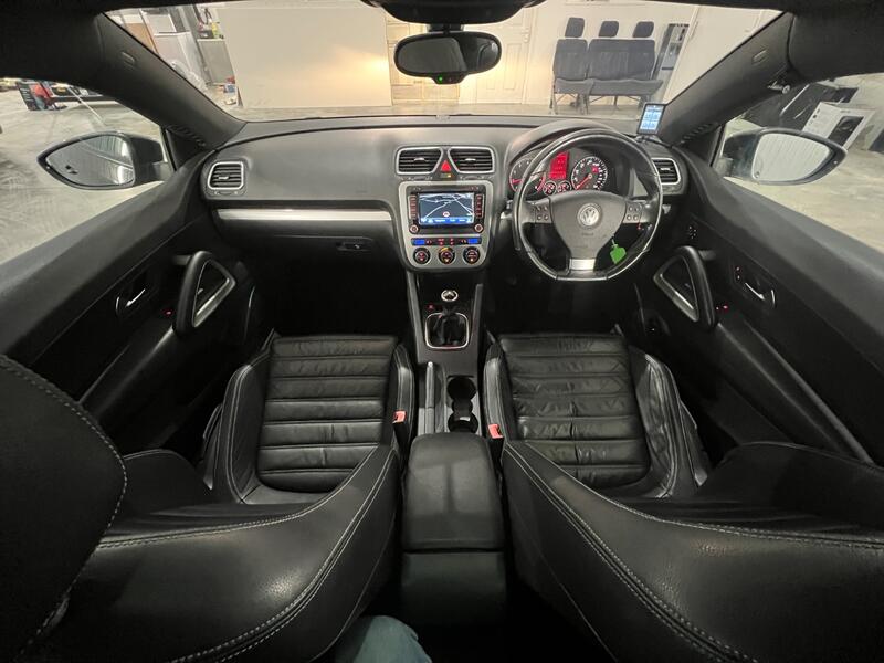VOLKSWAGEN SCIROCCO