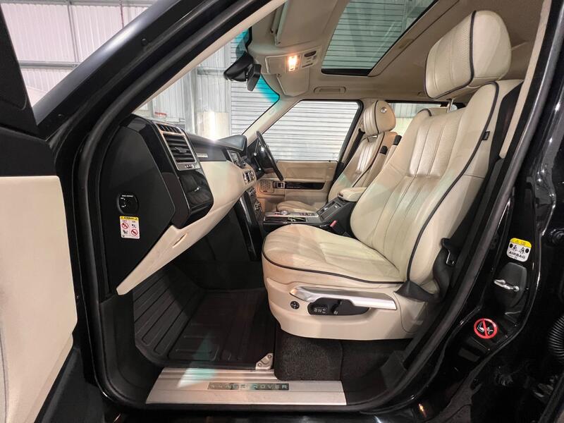 LAND ROVER RANGE ROVER