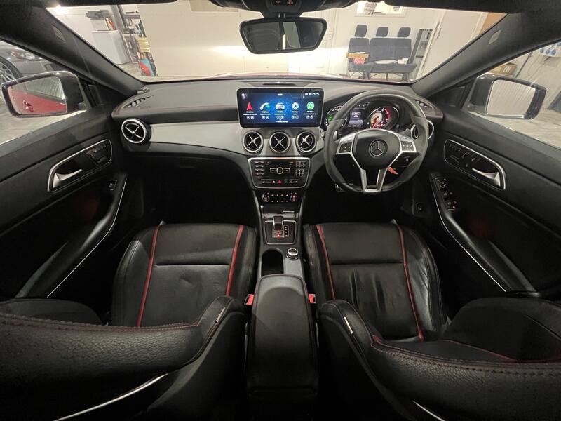 MERCEDES-BENZ CLA