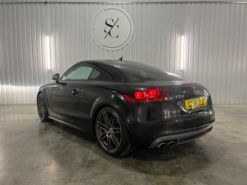 AUDI TTS