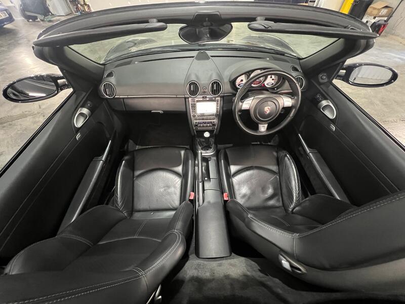 PORSCHE BOXSTER