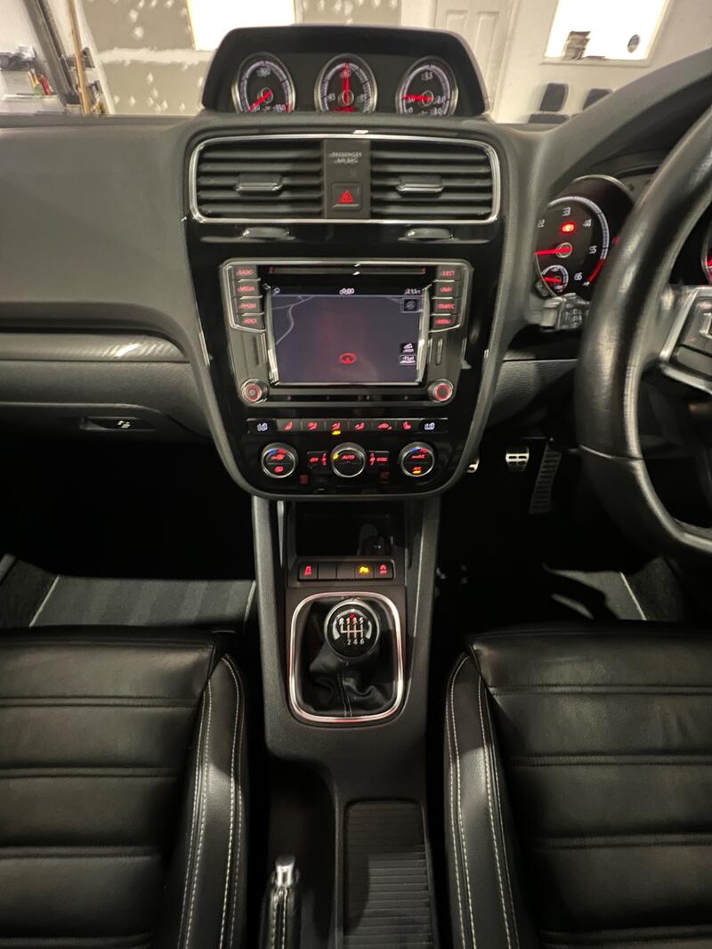 VOLKSWAGEN SCIROCCO