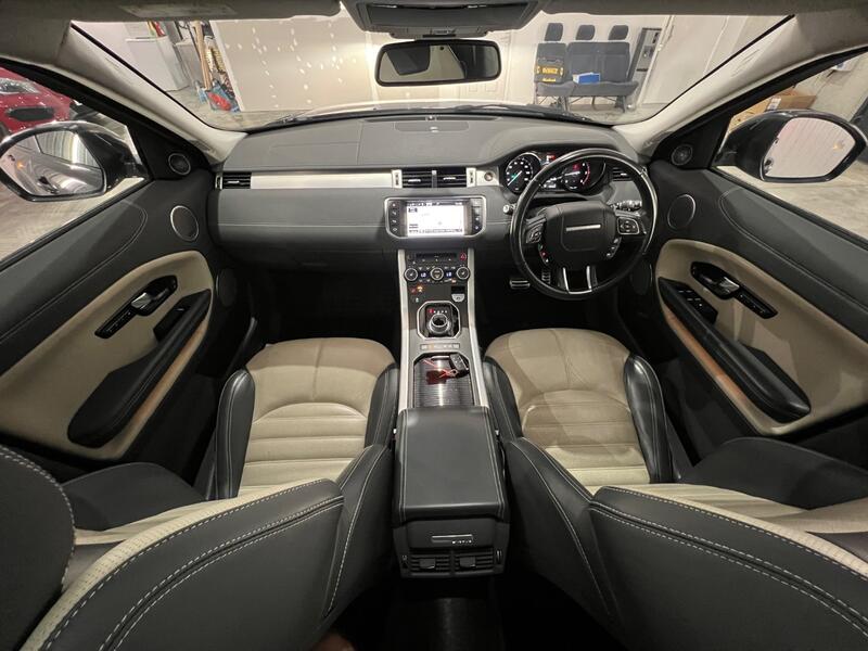 LAND ROVER RANGE ROVER EVOQUE