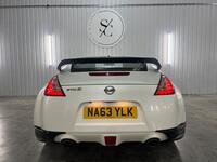 NISSAN 370Z