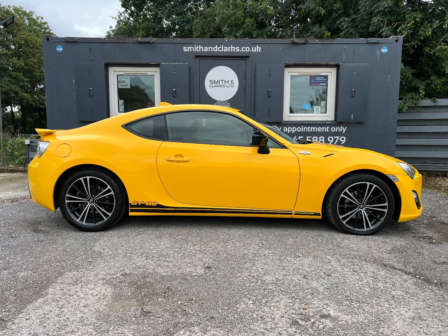 Used TOYOTA GT86 2015 Yellow in Andover, Hampshire Smith and Clarks